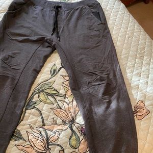 Lululemon joggers